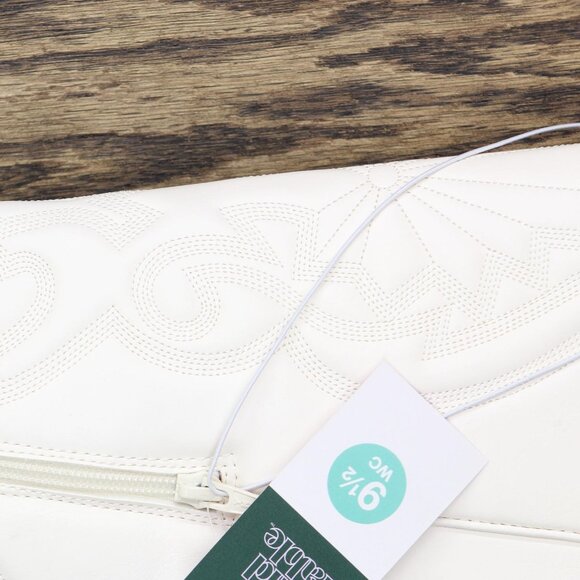 Wild Fable Cream Heeled Boots - Picture 10 of 10